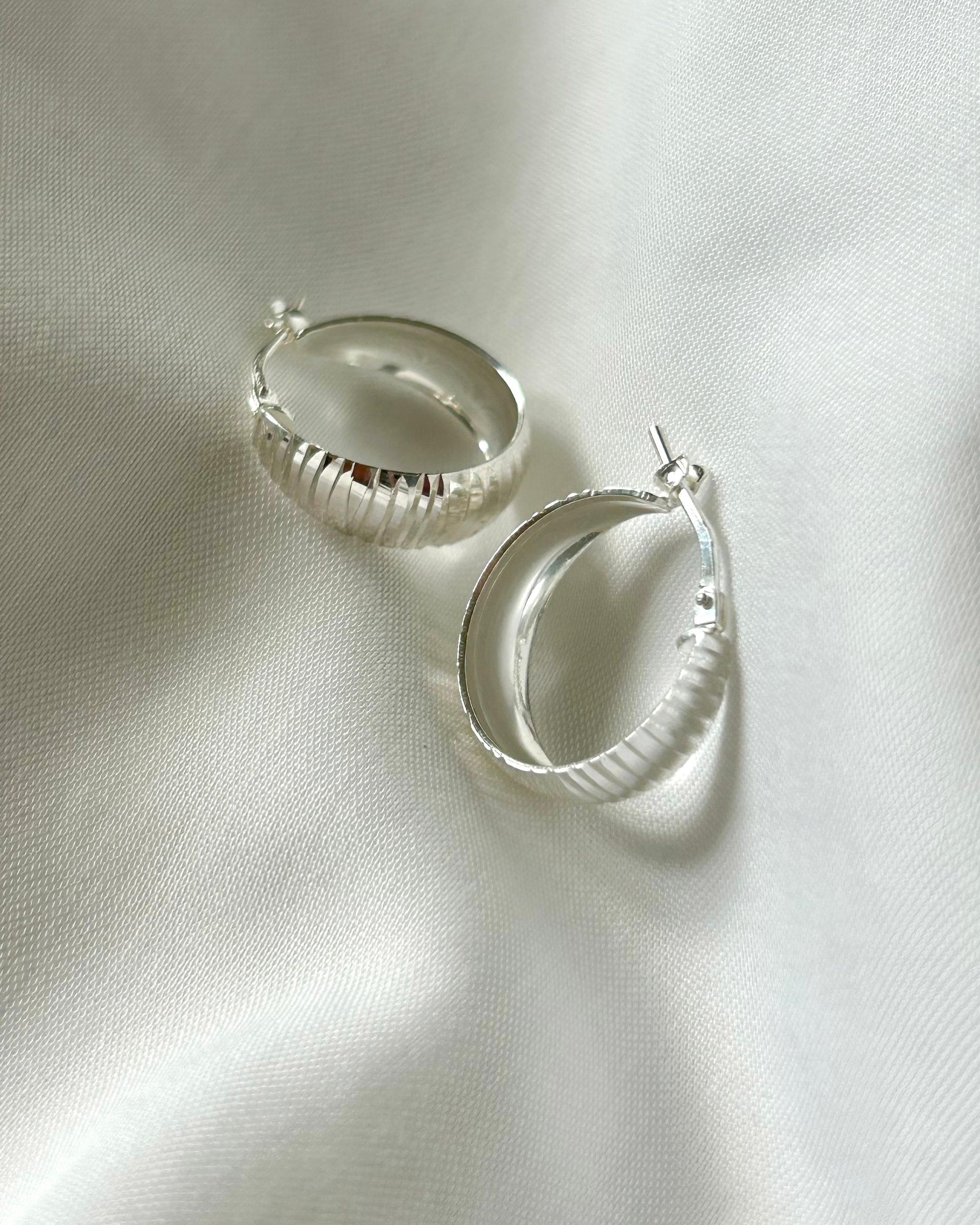 Sandstripe Silver