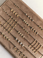 Glimmer Bar Stud
