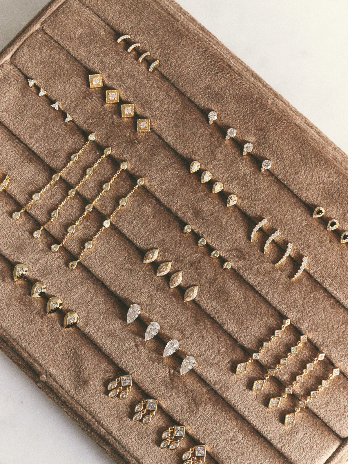 Mini Glimmer Bar Stud