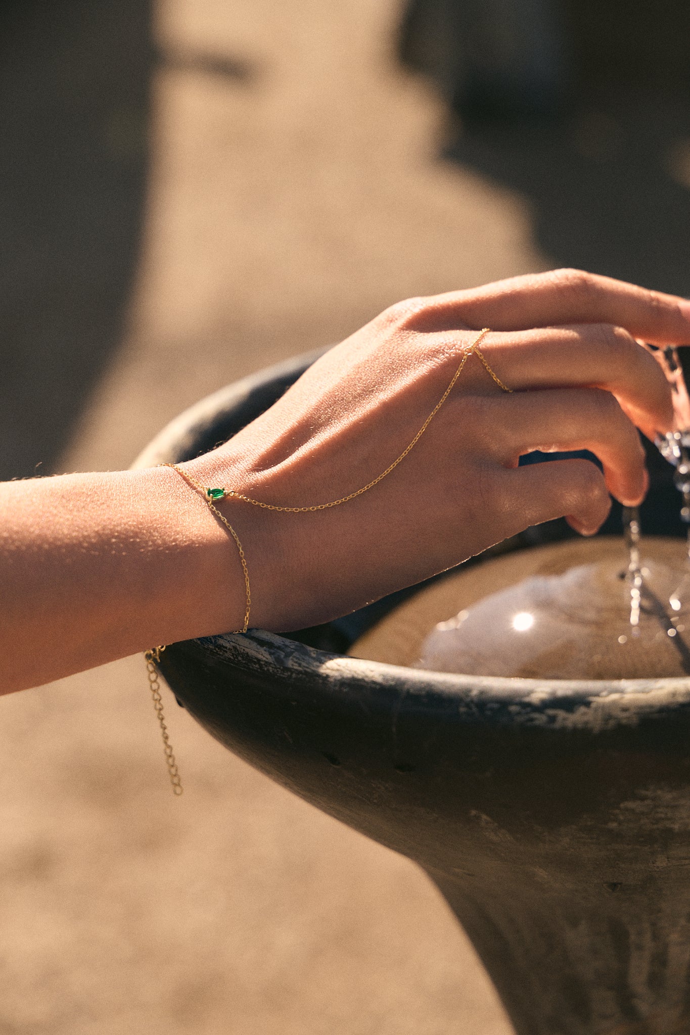 Luxe Single Green Handbracelet