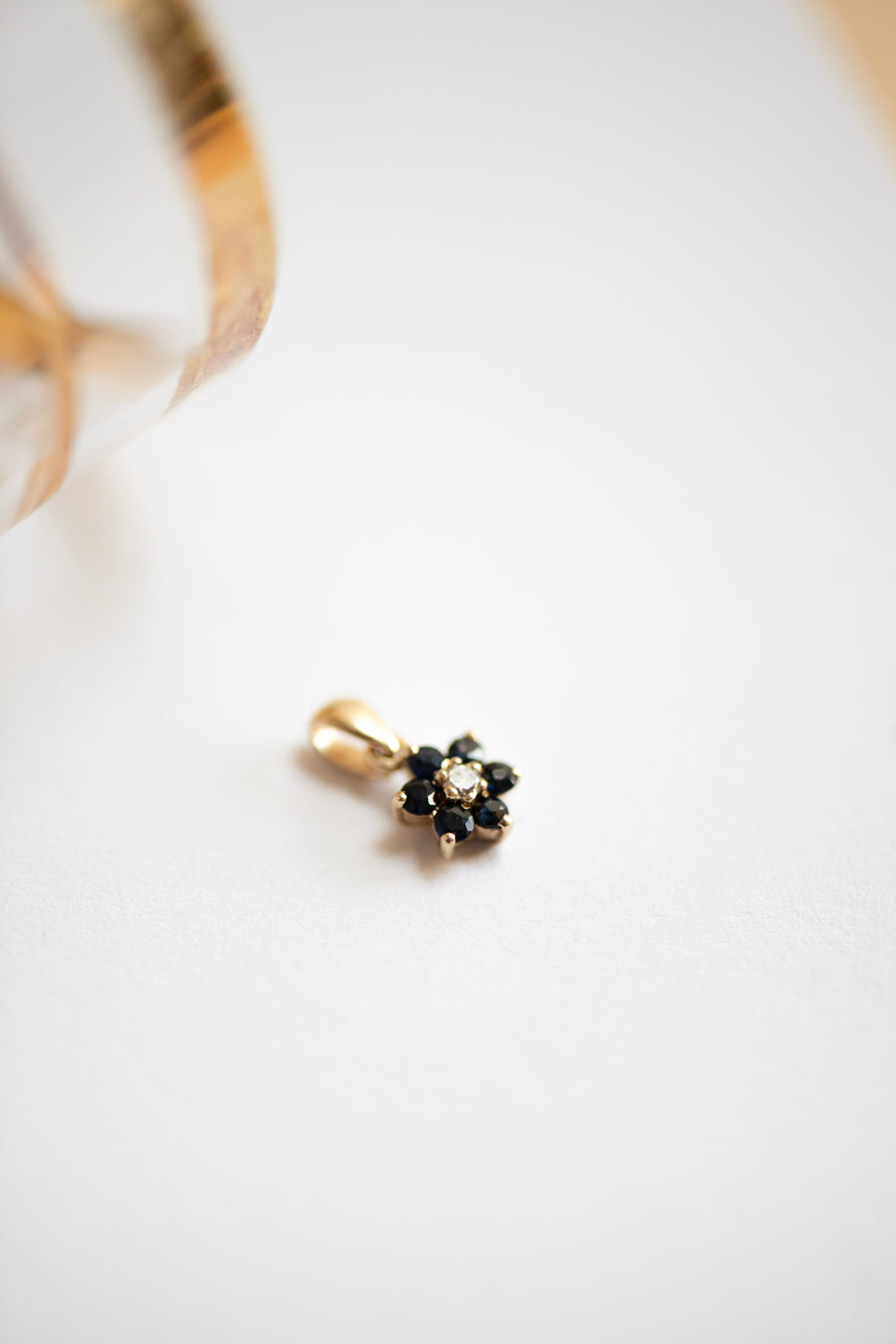 Vintage Saphire Flower Small