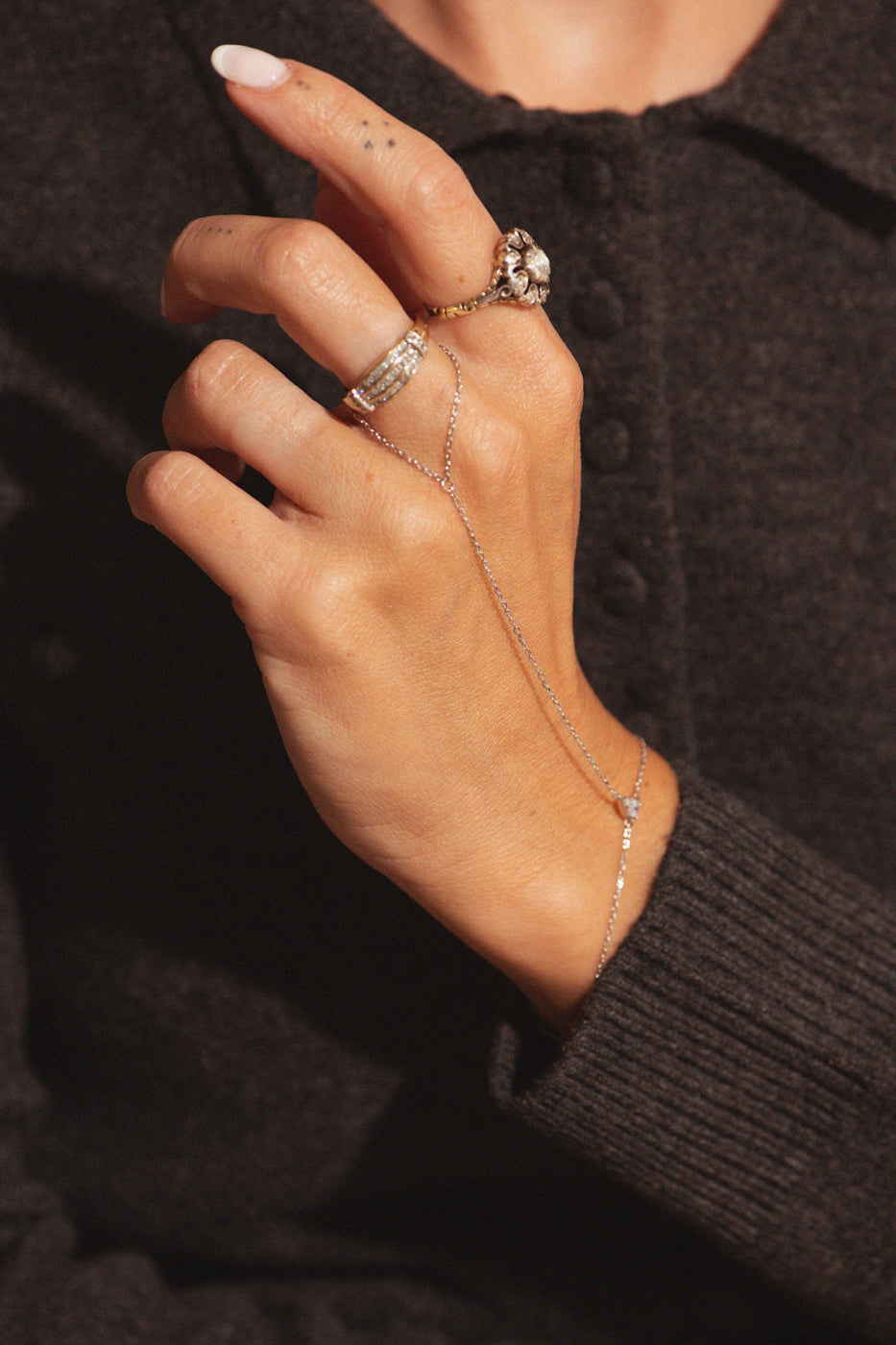 Luxe Single Silver Handbracelet