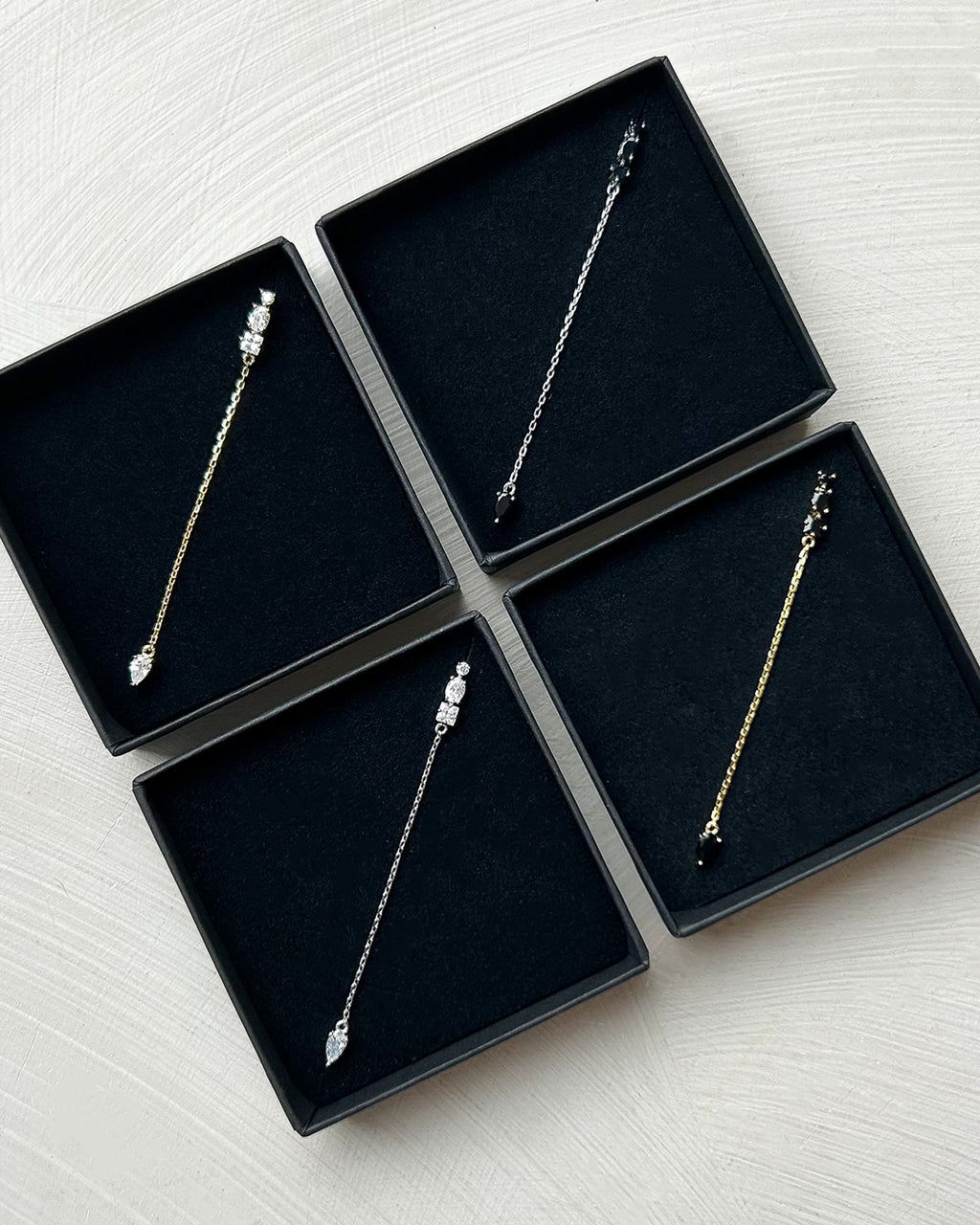 Glossy Elegance Black Silver