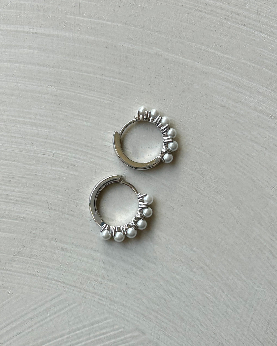 Perla Silver hoops