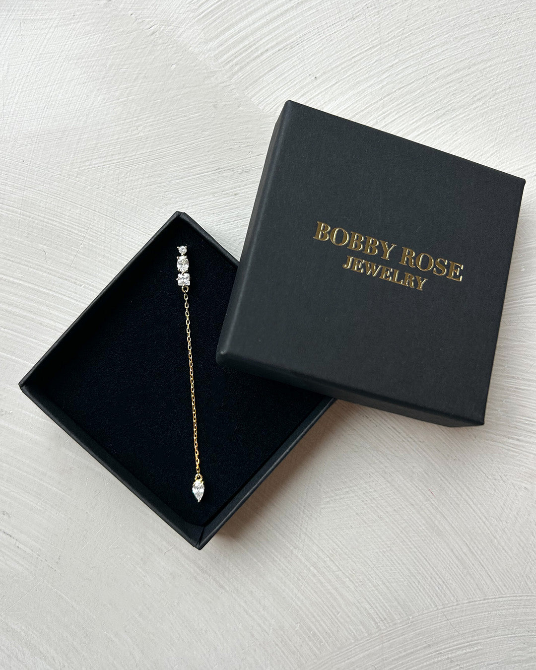 Glossy Elegance White Gold